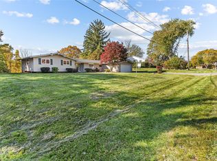 35527 Springvale St, Farmington Hills, MI 48331