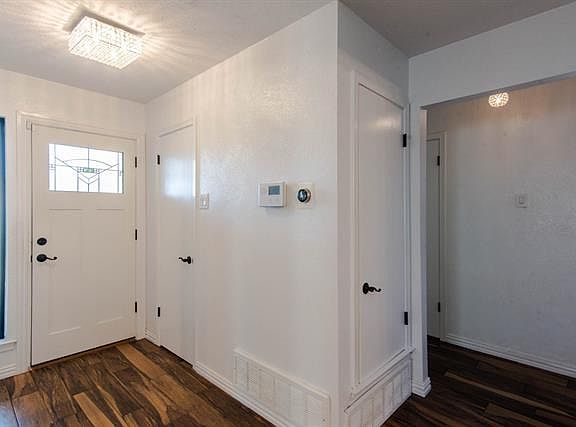 5th image of 3218 Brook Glen Dr