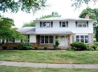 2409 Newton Rd, Wilmington, DE 19810