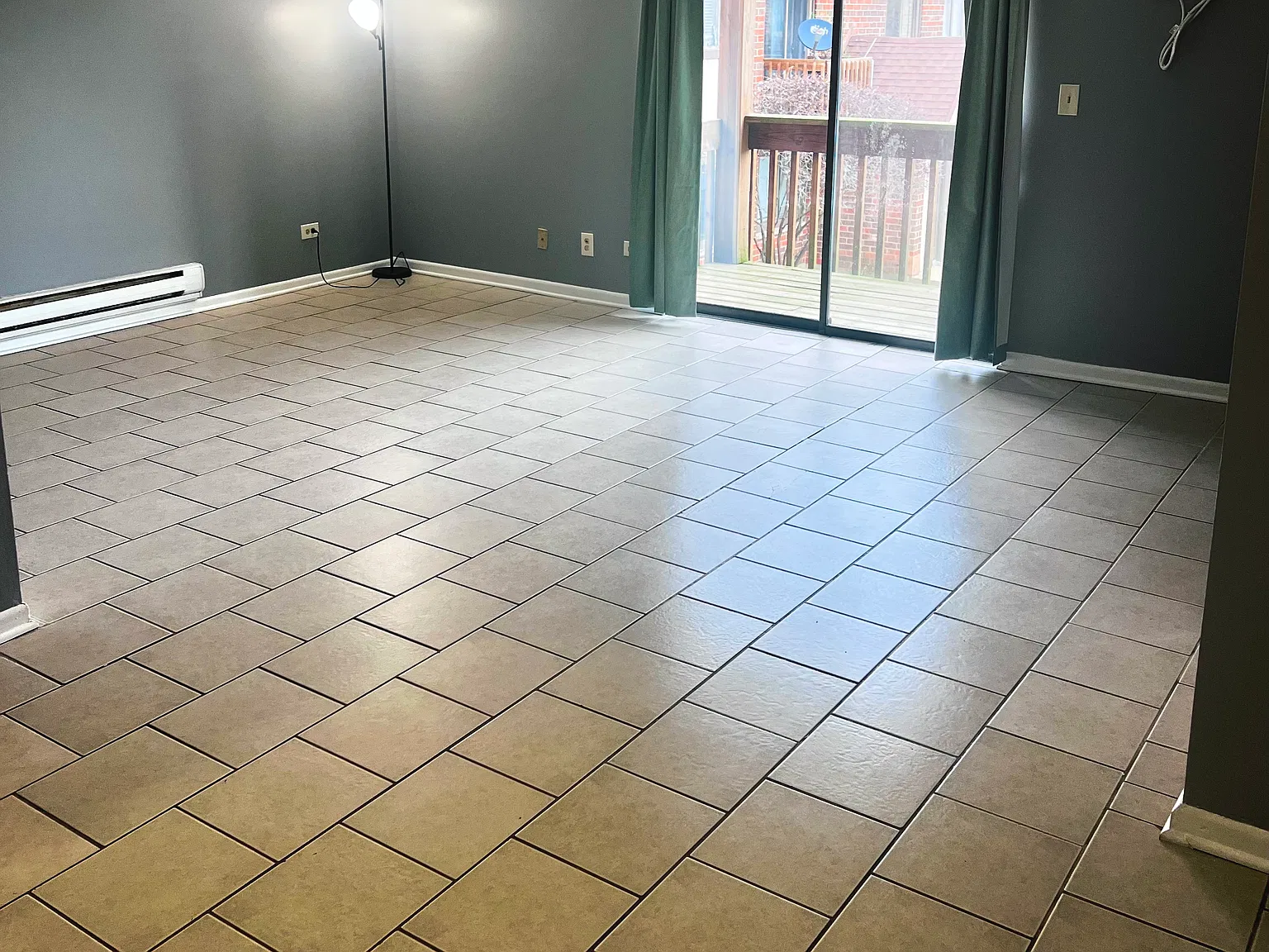2 bed, 870 sqft, $1,700 — Photo 4