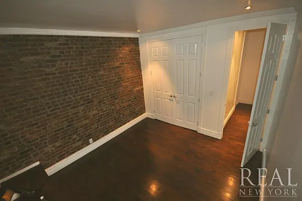 Rented by REAL New York | media 22