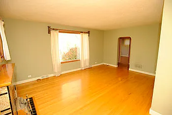 1517 29th Ave SW #MAIN FLOOR — Photo 5