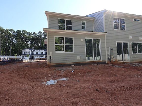 4th image of 2916 Spring Manor Way