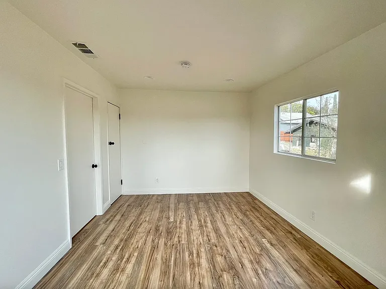 6512 Aldama St — Photo 6
