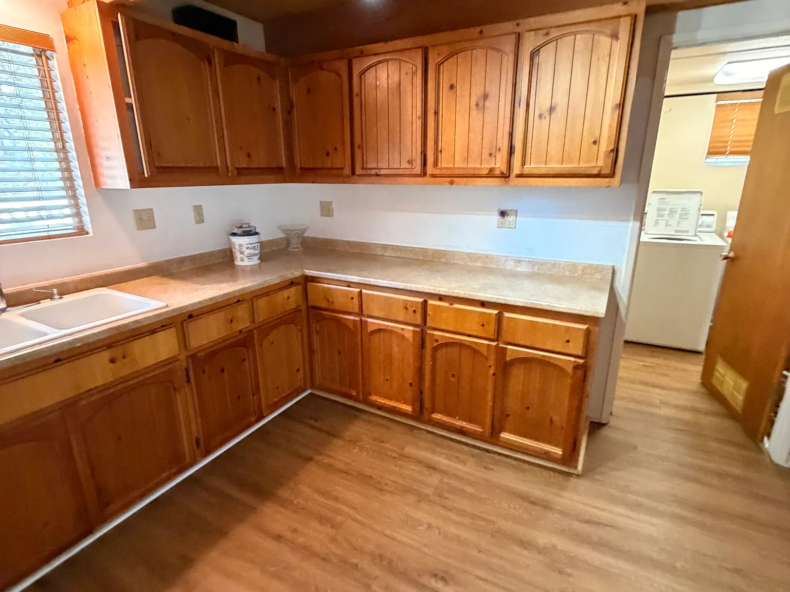 3 bed, 1260 sqft, $2,595 — Photo 4