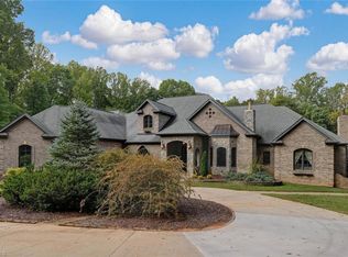 7809 Gold Ridge Ln, Oak Ridge, NC 27310