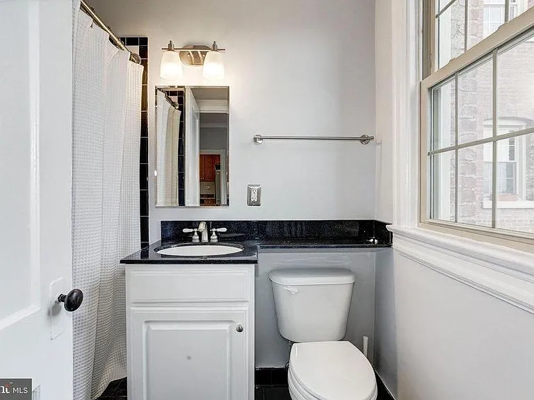 3314 Mount Pleasant St NW #27 — Photo 9
