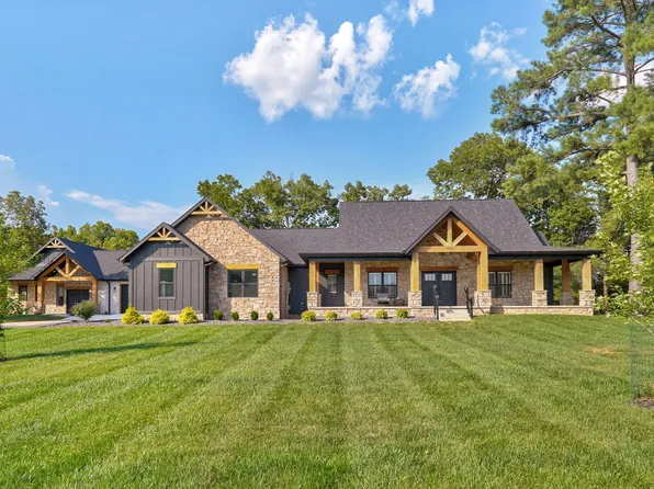 781 Seven Pines Drive, Chestnutridge, MO 65630