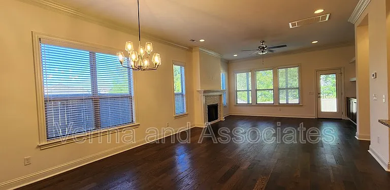 5203 Kemptown Pl — Photo 4