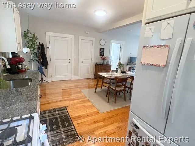 1 bed, 600 sqft, $3,200 — Photo 4