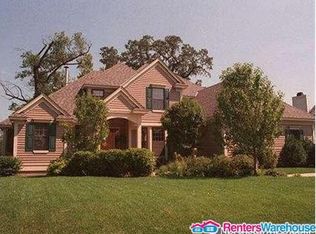 4454 Harbor Place Dr, Shoreview, MN 55126