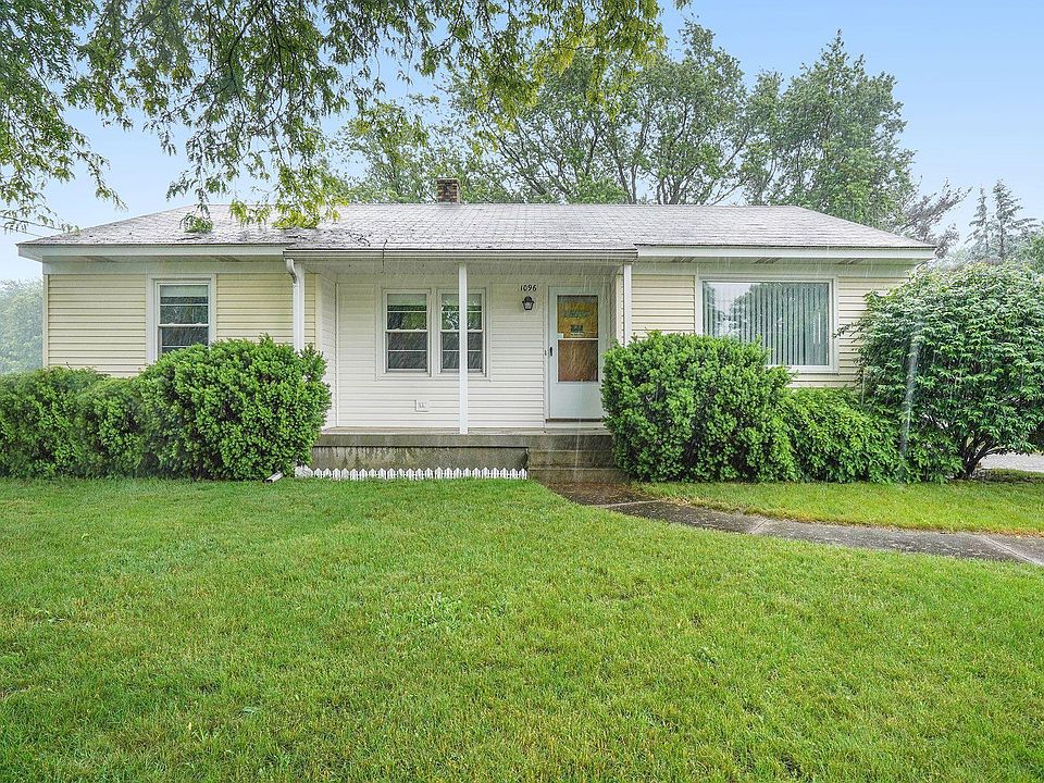 1st image of 1096 51st St SE