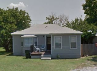 710 W East Ave, Cache, OK 73527