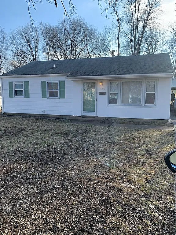 440 Marechal Ln photo 1