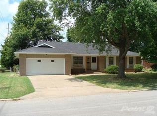 2561 S Ferguson Ave, Springfield, MO 65807