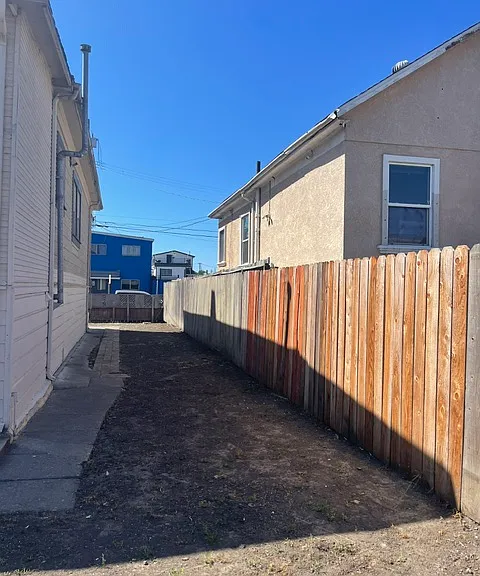 800 53rd Ave — Photo 18