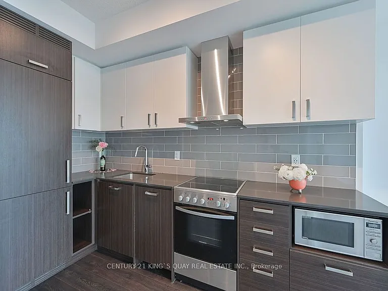 125 Redpath Ave #3206 — Photo 14