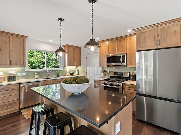 5th image of 1101 Piner Creek Drive