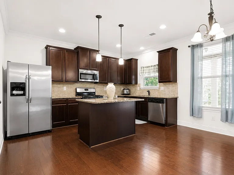 3105 Duke Dr — Photo 12