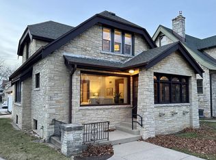 1523 S 58th St, West Allis, WI 53214