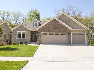 1010 Bach Dr, Bloomington, IL 61704