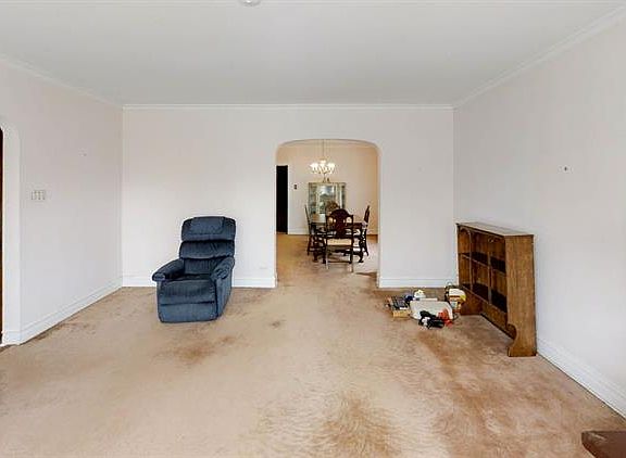 5th image of 7907 W Wellington Ave