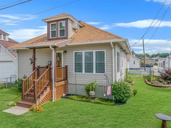 1102 Graham St, Belle Vernon, PA 15012