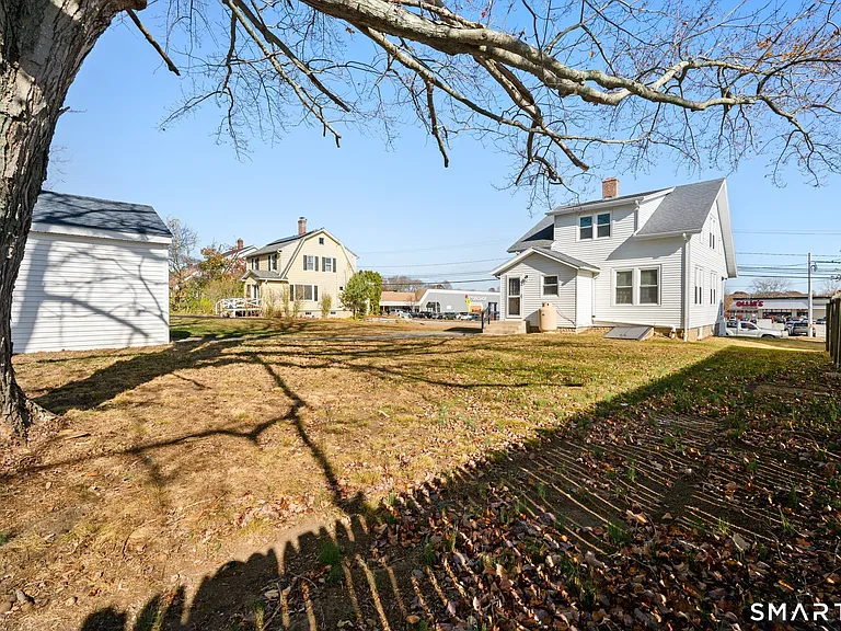 14 Clark Ln — Photo 7