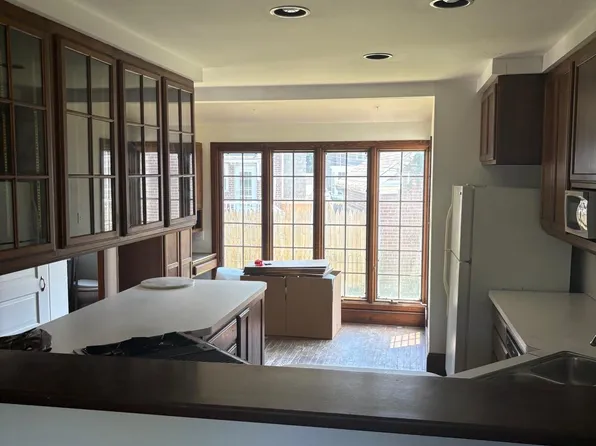 3210 Fernwood Pl, Wilmington, DE 19802