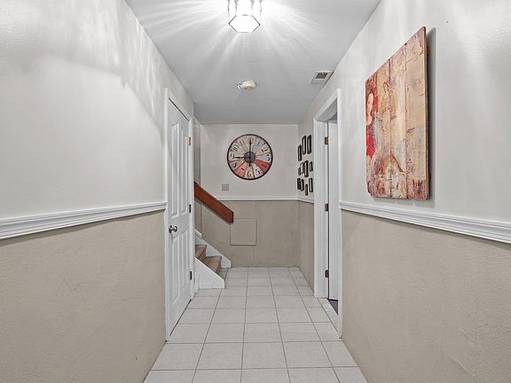 3rd image of 21 62nd St E #Sea