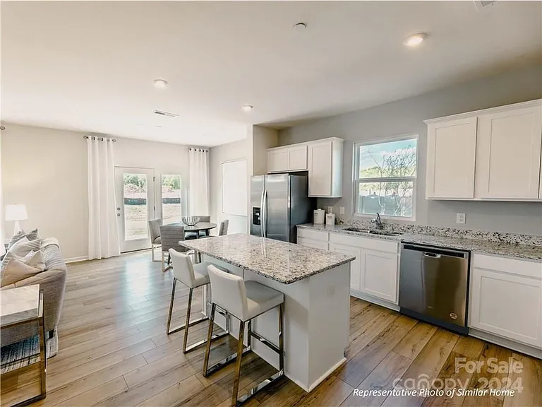 2773 Luca Ter SW — Photo 10