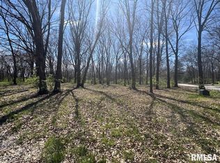 6 Flax Rd, Macomb, IL 61455