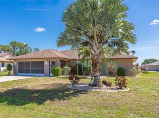 193 Mark Twain Ln, Rotonda West, FL 33947