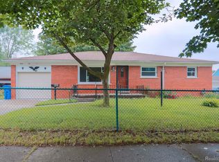 3581 Stolzenfeld Ave, Warren, MI 48091
