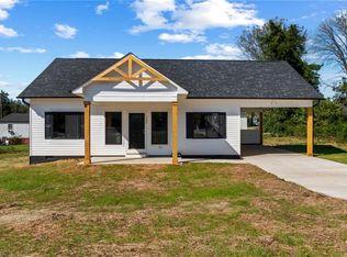 1307 Unifi Industrial Dr, Yadkinville, NC 27055