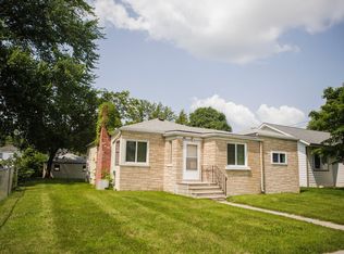 108 W 6th St, Morris, MN 56267