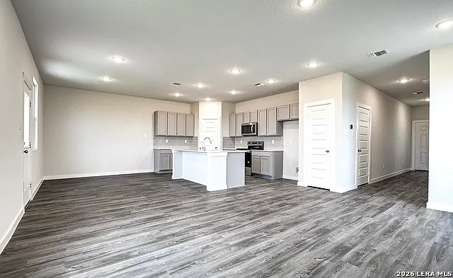 Building Photo - 2563 Rambo Dr