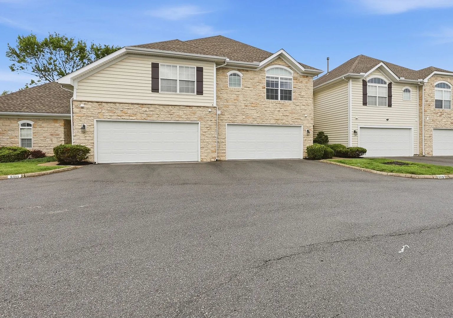 5115 Vinings Blvd. — Photo 2