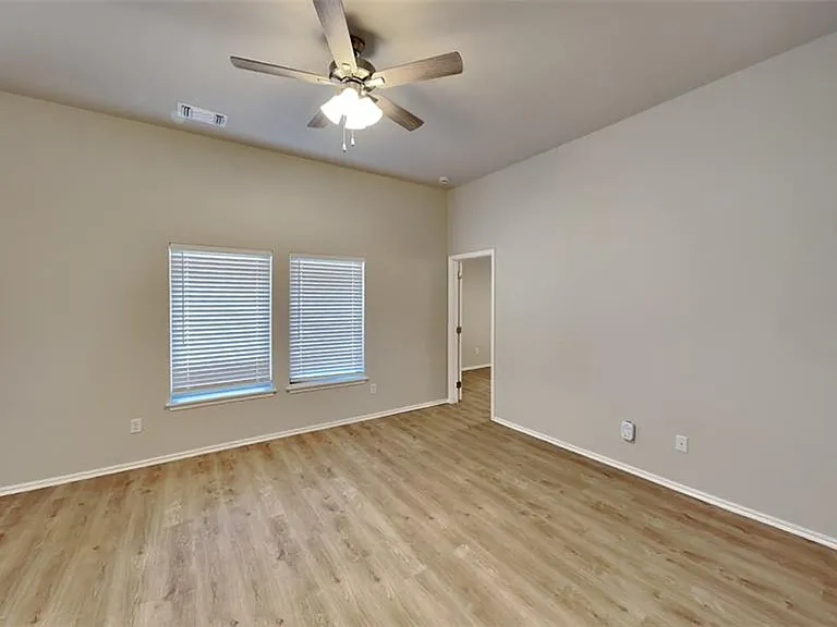 12716 Elba Dr — Photo 4