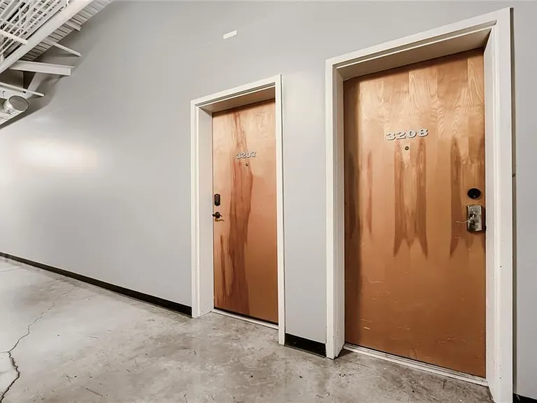 5200 Peachtree Rd #3208 — Photo 18