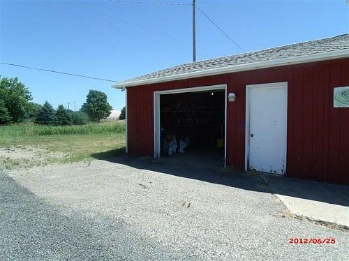 3rd image of 6580 124th Ave