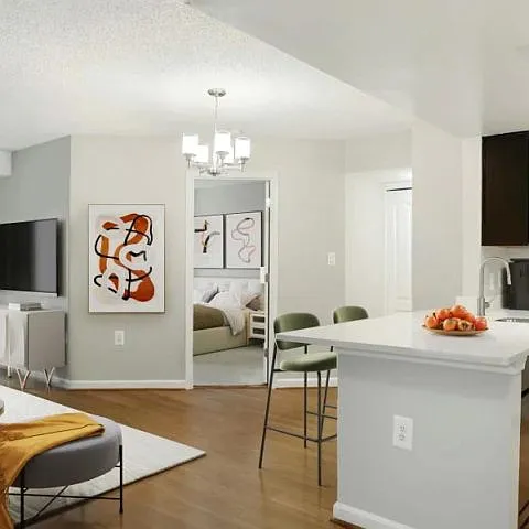 Winston House Photo 1