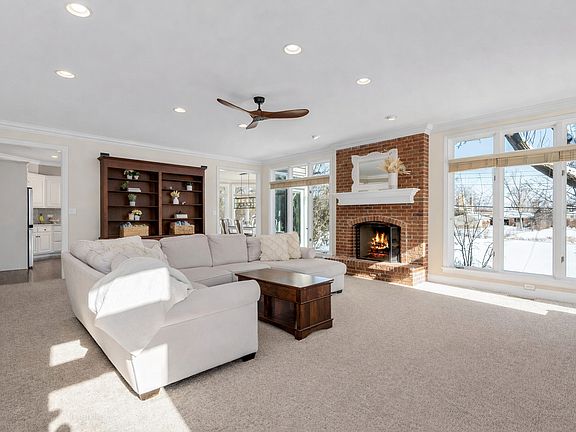 2nd image of 271 Woodstock Ave