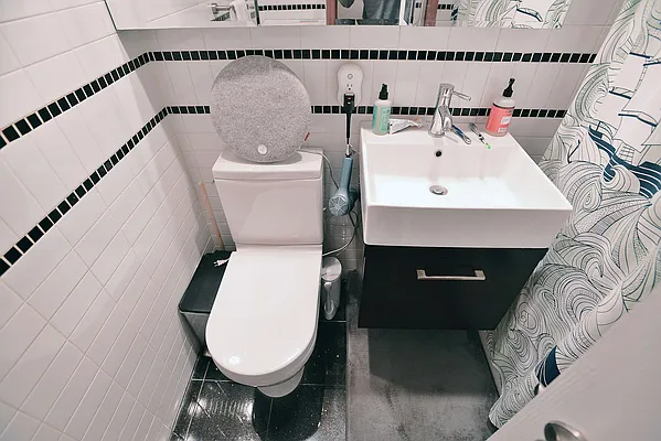 Rented by J Misrahi Realty Corp | media 2