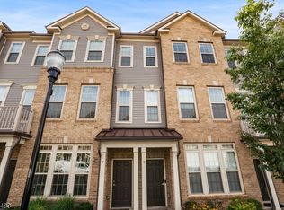 7 Sternadori Rd #7, Somerville, NJ 8876