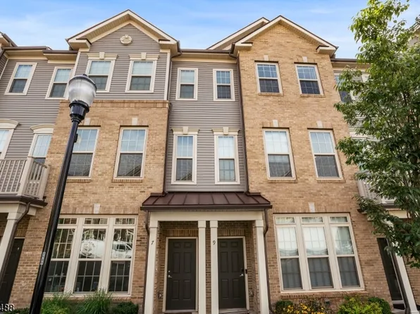 7 Sternadori Rd #7, Somerville Boro, NJ 08876
