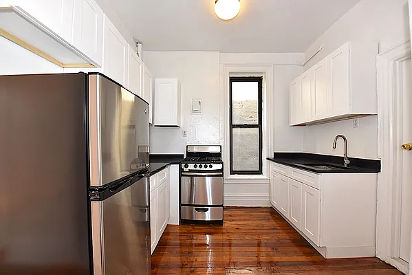 Rented by Keller Williams NYC | media 26