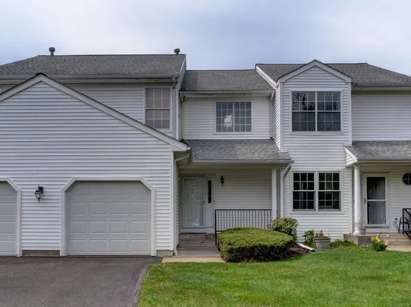 603 Watercourse Row #603, Rocky Hill, CT 06067