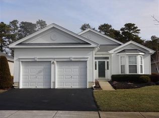 113 Southampton Dr, Galloway, NJ 08205