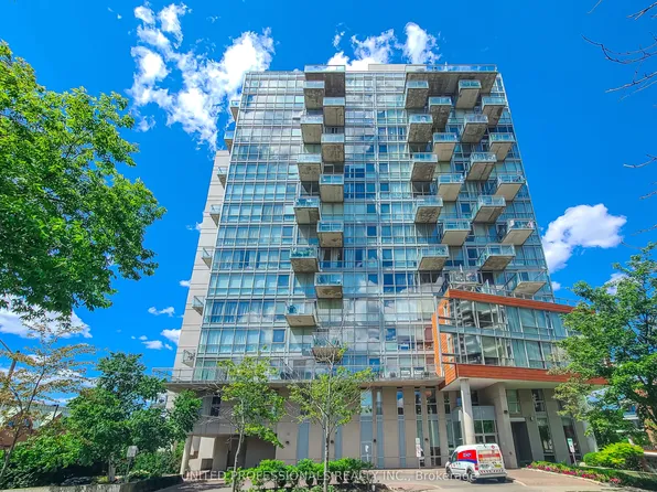 30 Canterbury Pl #1507, Toronto, ON M2N 0B9